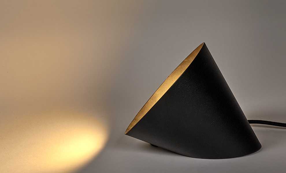 Lampada da tavolo Collar  - CONFIG0176